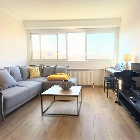 Magnifique Cocon - Metro A Republique - 2 Belles Chambres Avec Dressings - Wifi Gratuit - Netflix - Au Calme Absolu - Lumineux - Jardin Arbore Partage Dans La Residence Villeurbanne Buitenkant foto