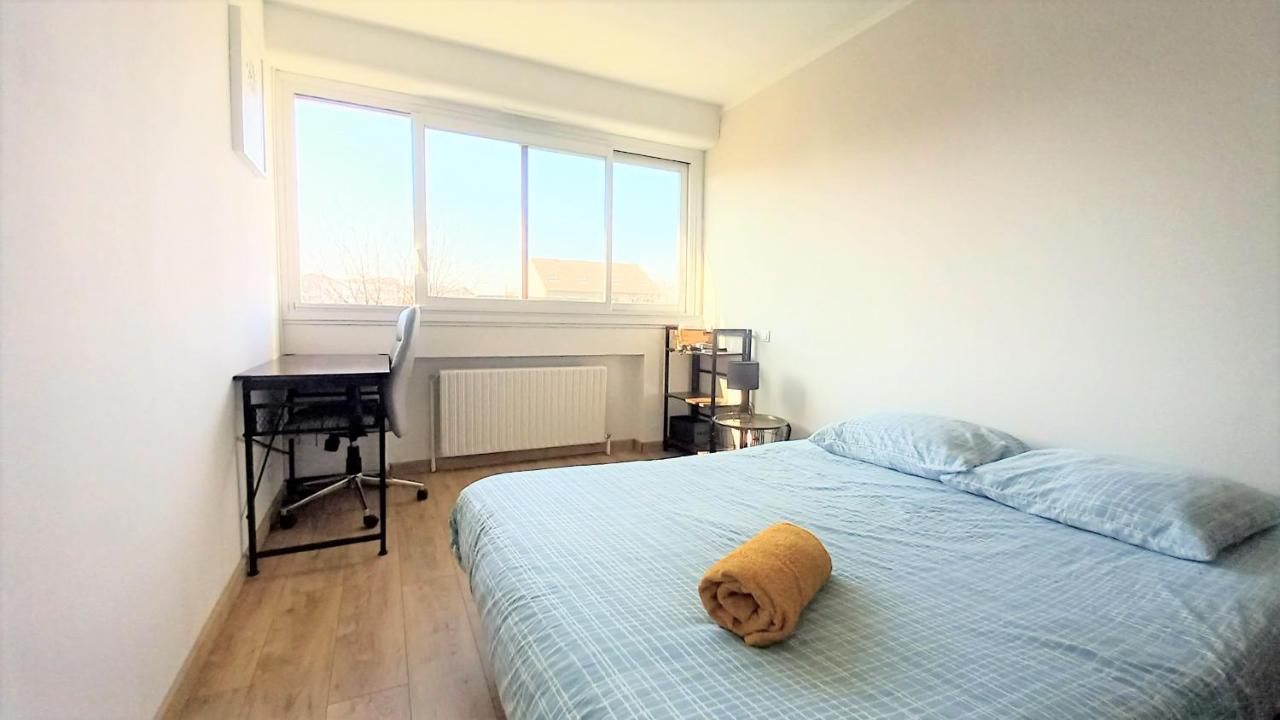 Magnifique Cocon - Metro A Republique - 2 Belles Chambres Avec Dressings - Wifi Gratuit - Netflix - Au Calme Absolu - Lumineux - Jardin Arbore Partage Dans La Residence Villeurbanne Buitenkant foto